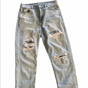 American eagle mom jeans
